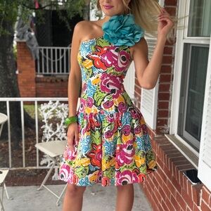 Retro Sequin Floral Dress w/ Oversized Blue Flower